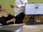 LOAN4K. Lussy Sweet passe avec succes le casting d'un agent de crédit 4/16