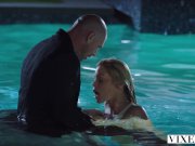 VIXEN Shes addicted to fucking her boss 6/16