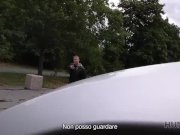 HUNT4K. Hunter prende la ragazza calda e il suo fidanzato dal centro commer 11/16