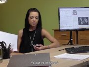 LOAN4K. La morena de pelo largo Inga Devil llega a una 11/16