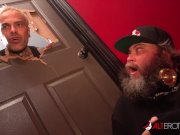 HO HUNTERS - Arielle Aquinas performs a sexorcism 1/16