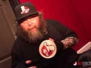 HO HUNTERS - Arielle Aquinas performs a sexorcism 2/16