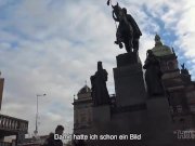 HUNT4K. Die vollbusige Brunette Jocelyne Z lässt sich ihre 1/16