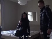 HUNT4K. La superbe brune Jocelyne Z se fait ramoner la chatte 9/16