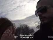 HUNT4K. La ragazza civettuola Jenifer Red con un bel piercing 4/16