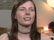 Ein Mauerblümchen voll Gefühl und Fantasie 15/16