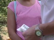 HUNT4K. Intelligente Abholung im Park verursacht Sex mit der jugendlich Sch 5/16