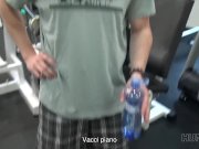 HUNT4K. Il denaro dalla tasca dei cacciatori è abbastanza per 1/16