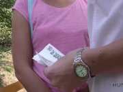 HUNT4K. La billetera se cae de la mochila de Shanie Ryan 6/16