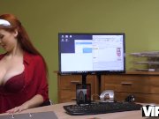 VIP4K. Der Kreditantrag wurde abgelehnt, weshalb sich die Rothaarige 7/16