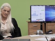 LOAN4K. Une remarquable inspectrice des services Blanche approuve son prêt 3/16