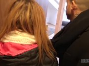 HUNT4K. Rousse envoûtante avec des seins impressionnants 6/16