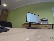 LOAN4K. Der arme Karol träumt von einem neuen Auto. 1/16