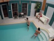 HUNT4K. Brunette Lassie est prête à satisfaire le propriétaire 5/16