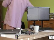 VIP4K. Un appartamento mezzo distrutto ha bisogno di riparazioni 12/16