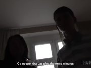 HUNT4K. Hunter paie un garçon en liquide pour baiser sa petite amie devant 5/16