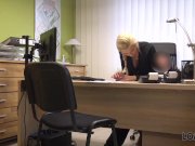 LOAN4K. Der arme Karol träumt von einem neuen Auto. Warum kommt 11/16