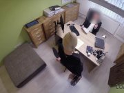 LOAN4K. Der arme Karol träumt von einem neuen Auto. Warum kommt 7/16