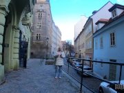 HUNT4K. Man with flowers should watch how hunter bangs his girl 1/16