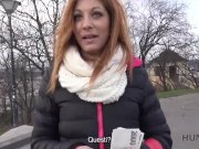 HUNT4K. L'incantatrice rossa con un seno fantastico è felice 2/16