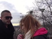 HUNT4K. L'incantatrice rossa con un seno fantastico è felice 3/16