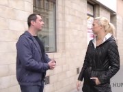 HUNT4K. Chick rompt avec BF et se fait baiser par un riche étranger 1/16