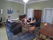 HUNT4K. Teen braucht Geld für Juweliergeschäft, warum also für heißen Sex e 11/16