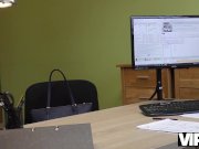 VIP4K. Die Tochter des Millionärs kann keine Steuern zahlen und braucht ein 7/16