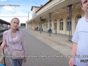 HUNT4K. Une coquette élégante gagne de l'argent pour s'entraîner en utilisa 3/16