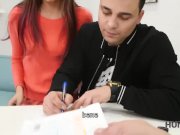 HUNT4K. Lo zenzero dolce vuole prendere un nuovo veicolo ma dovrebbe scopar 7/16