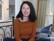 Joana ERSTES Mal vor der Kamera 15/16