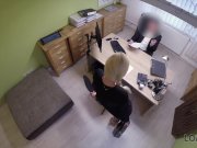 LOAN4K. Une blonde coquine baise pour un prêt pour acheter une nouvelle Mer 8/16