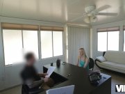 VIP4K. Die Go-Go-Tänzerin aus der örtlichen Strip-Bar ist bereit für Sex 4/16