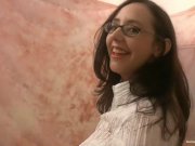 Amateur in pantyhose seduces and blows her photographer 8/16