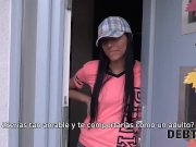 DEBT4k. Joven desempleada está lista para follar por su ropa nueva 3/16