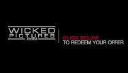 Redheads geting fuck - Chanel preston loves geting her pussy licked