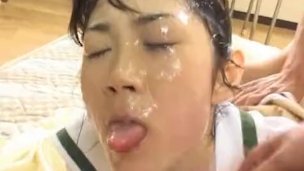 Asuka Ohzora sexy Asian model gets sperm