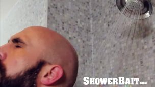 ShowerBait - Ben Tyler Fucks Lex Ryan in the shower
