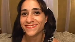 Damon dá um pouco de Jessie Cream torta