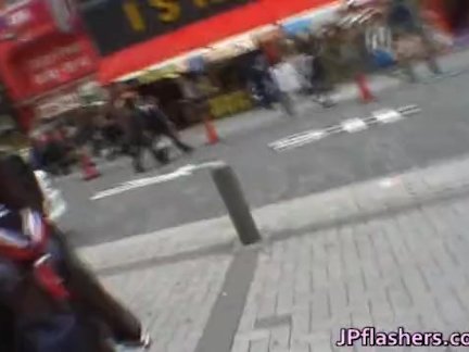 Сестры устроили себе сексуальный праздник