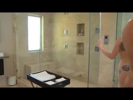 Christie Stevens remorqueur exfoliant coquin