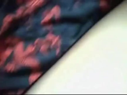 Жесткие бабы трахнули мужика в анальный проход