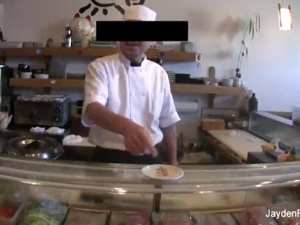 Лучший друг парня долбит раком в киску блондинку