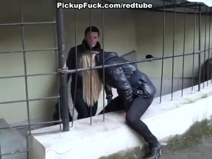 Мулатка на кастинге показала возможности своего тела и влагалища