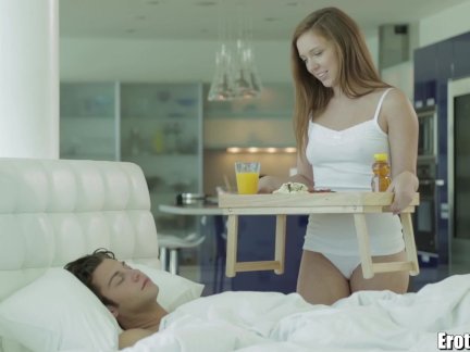 EroticaX Maddy Oreilly's romantic morning