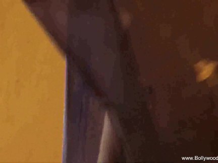 Бритоголовый отжарил женушку во всех позах