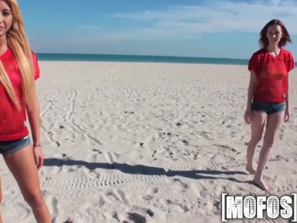 Mofos - Sexy beach babes strip