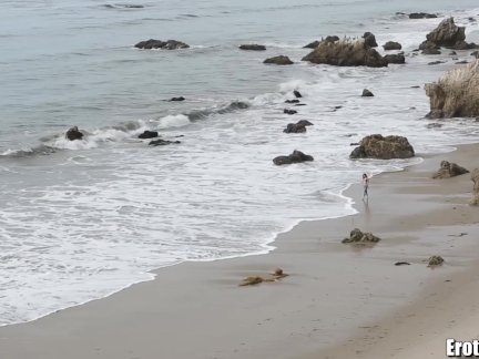 EroticaX Emma Stoned in Ocean's Edge