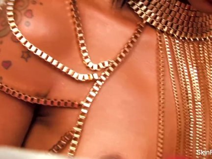 Skin Diamond hot vampire fuck