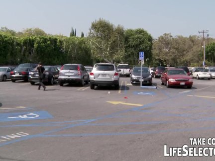 Accident brings a guy into a raw sex business